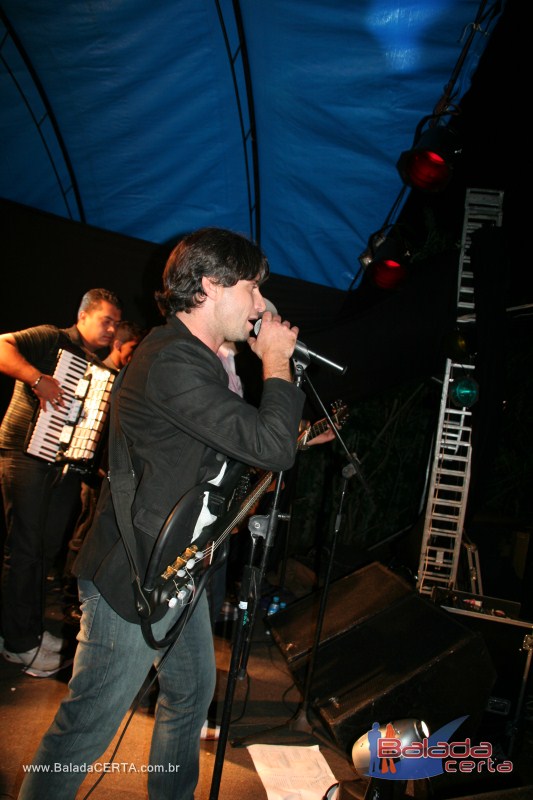 Balada: Fotos de sabado na Fenamilho 2010 em Patos de Minas - MG