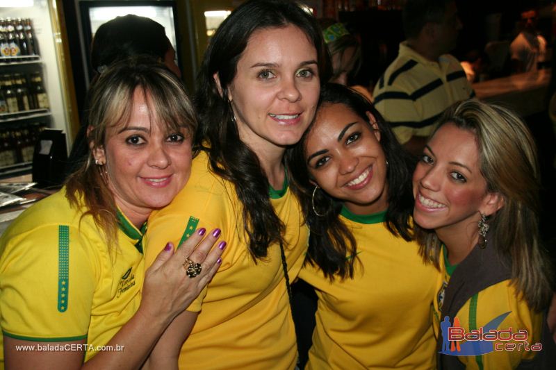 Balada: Fotos de segunda no Moinho 56 em Taguatinga Norte - DF