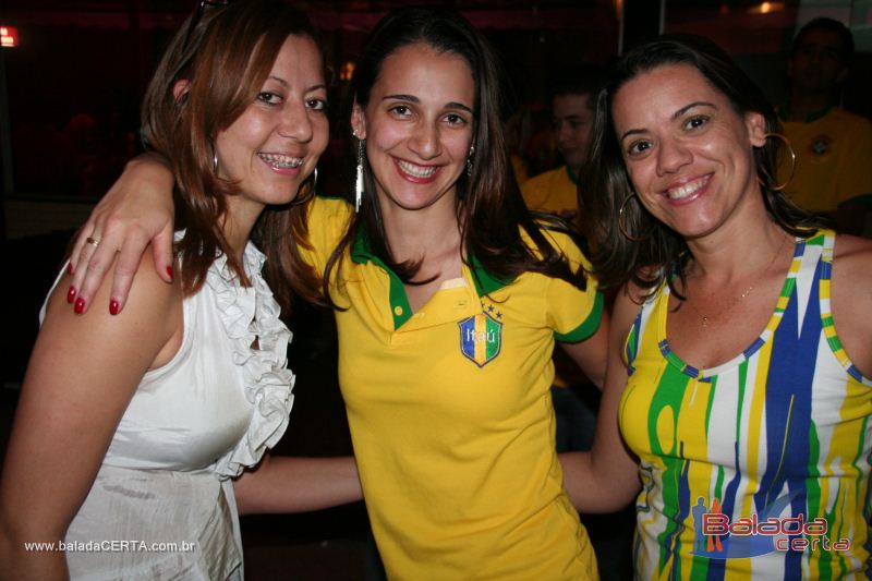 Balada: Fotos de segunda no Moinho 56 em Taguatinga Norte - DF