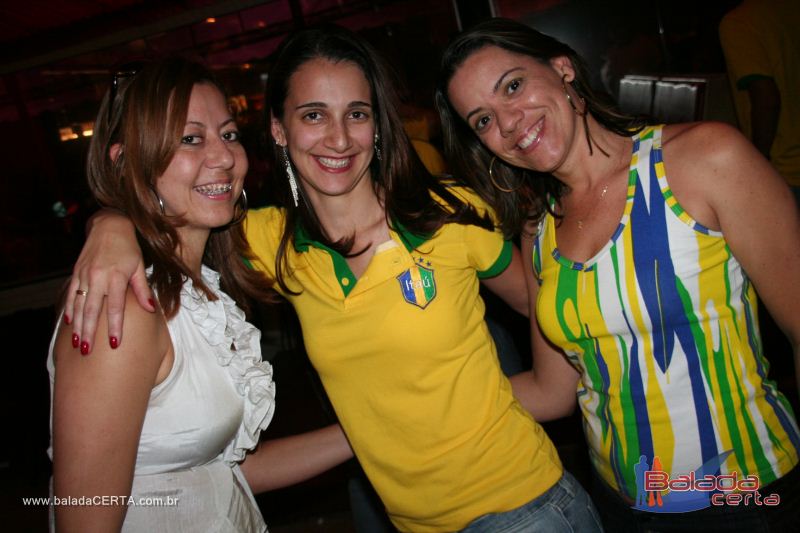 Balada: Fotos de segunda no Moinho 56 em Taguatinga Norte - DF