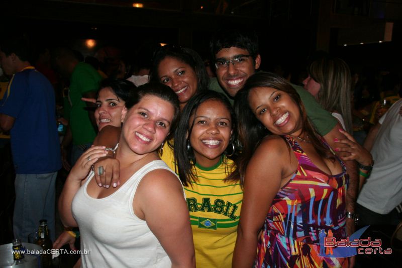 Balada: Fotos de segunda no Moinho 56 em Taguatinga Norte - DF