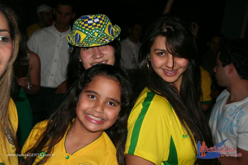 Balada: Fotos de segunda no Moinho 56 em Taguatinga Norte - DF