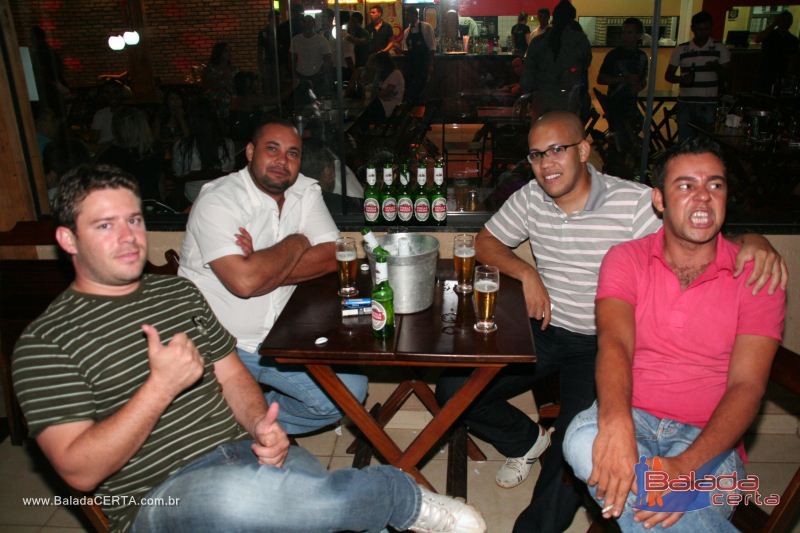 Balada: Fotos de quinta no Caneco no Gama - DF