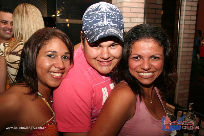 Balada: Fotos de domingo no Barril66 em guas Claras - DF