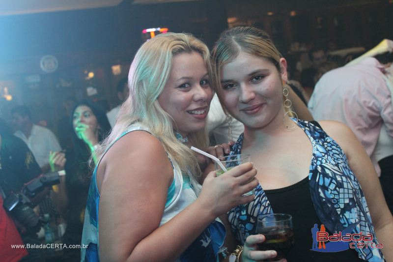 Balada: Fotos de quarta no Barril 66 em guas Claras - DF