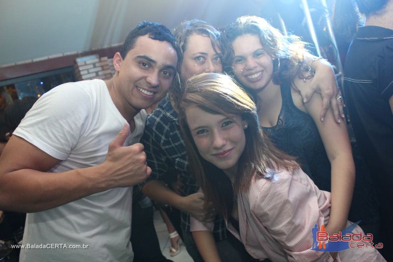 Balada: Fotos de quarta no Barril 66 em guas Claras - DF