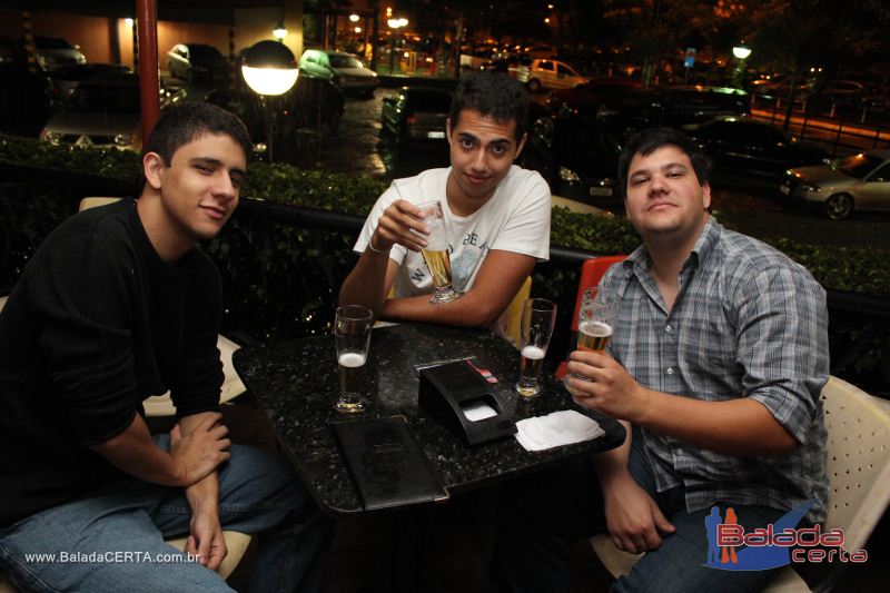 Balada: Fotos de quarta no Barril 66 em guas Claras - DF