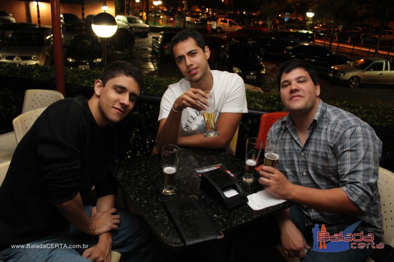 Balada: Fotos de quarta no Barril 66 em guas Claras - DF