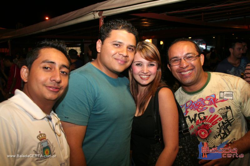 Balada: Fotos de quarta no Barril 66 em guas Claras - DF