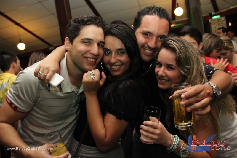 Balada: Fotos de quarta no Barril 66 em guas Claras - DF