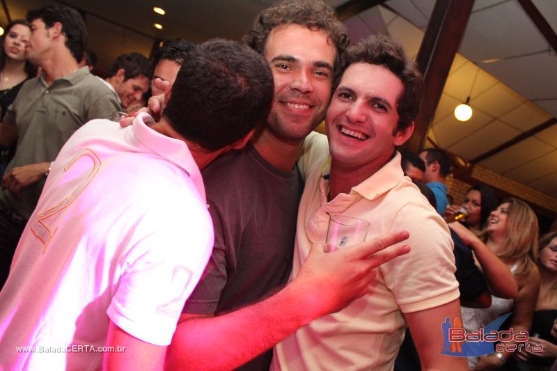 Balada: Fotos de quarta no Barril 66 em guas Claras - DF