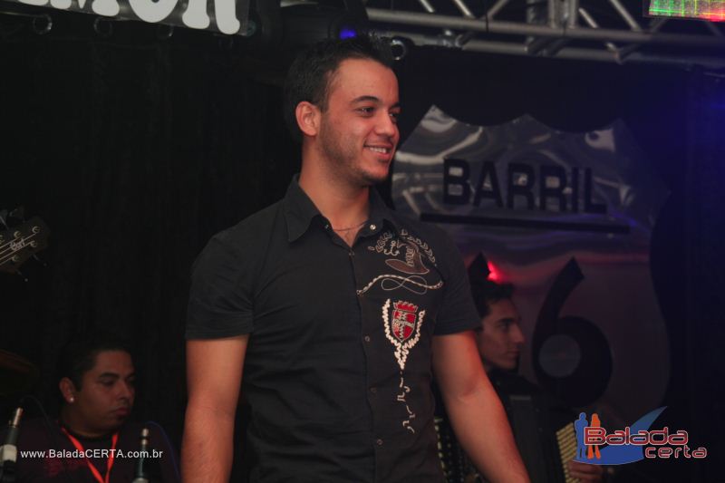 Balada: Fotos de tera no Barril 66 em guas Claras - DF