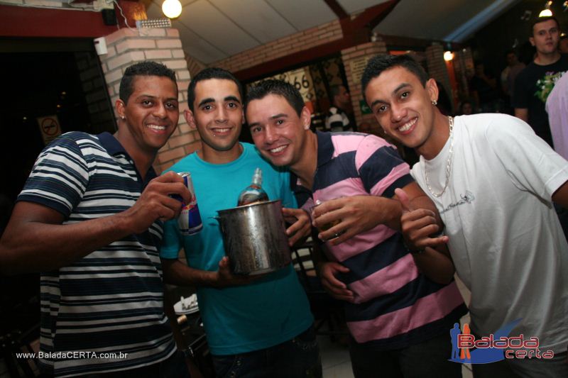 Balada: Fotos de quarta no Barril66 em guas Claras - DF
