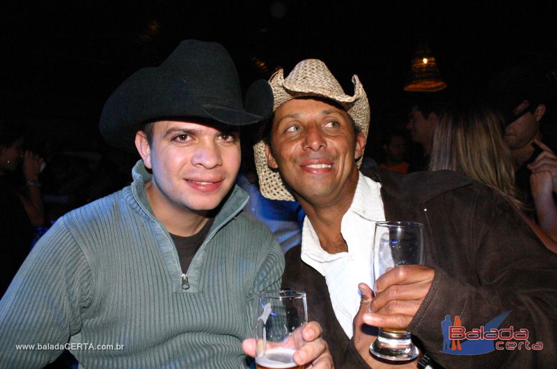 Balada: Fotos de sexta no Planeta Country em guas Claras - DF