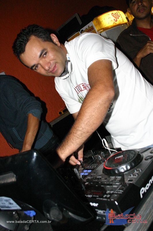 Balada: Fotos de tera no Planeta Country em guas Claras - DF