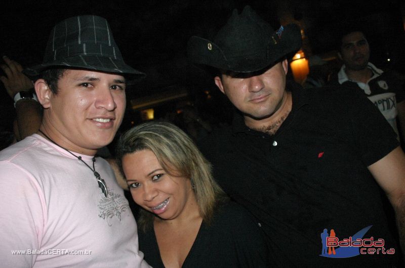 Balada: Fotos de segunda no Planeta Country em guas Claras - DF