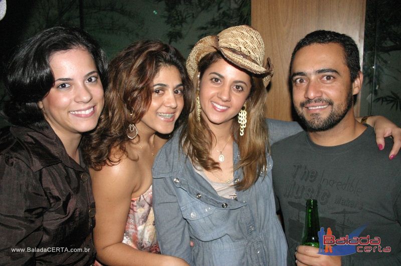 Balada: Fotos de sexta no Planeta Country em guas Claras - DF