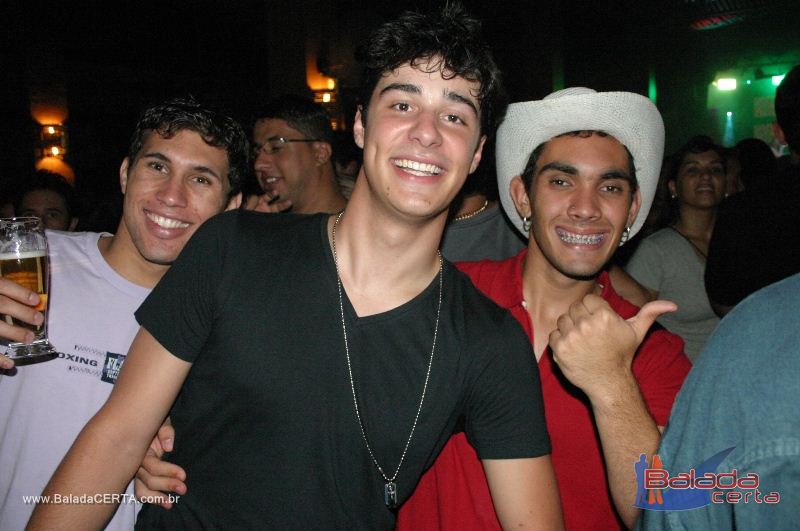 Balada: Fotos de sexta no Planeta Country em guas Claras - DF