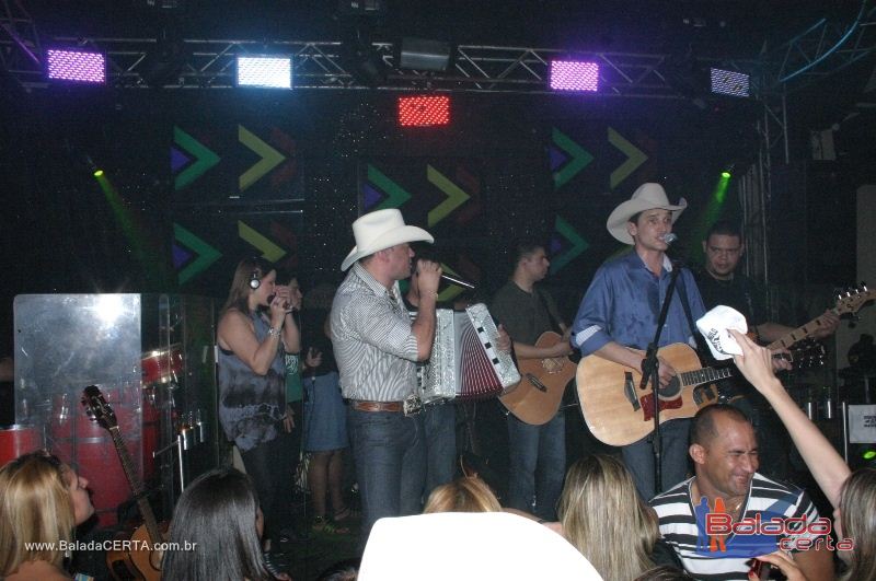 Balada: Fotos de sexta no Planeta Country em guas Claras - DF
