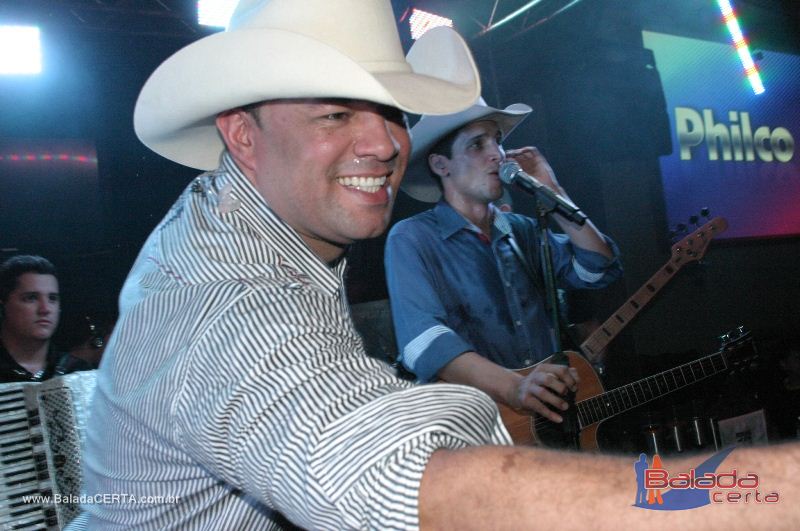 Balada: Fotos de sexta no Planeta Country em guas Claras - DF