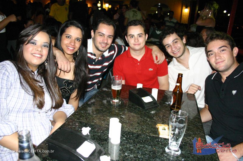 Balada: Fotos de sbado na Roda do Chopp no Ncleo Bandeirante - DF