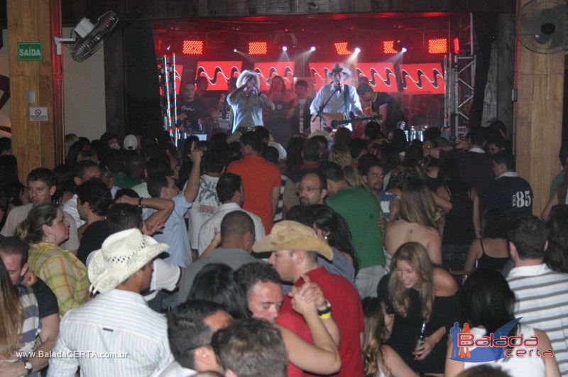 Balada: Fotos de quinta na Roda do Chopp no Ncleo Bandeirante - DF