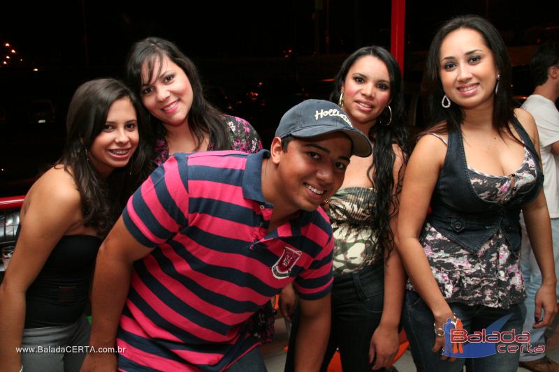 Balada: Fotos de quinta na Roda do Chopp no Ncleo Bandeirante - DF