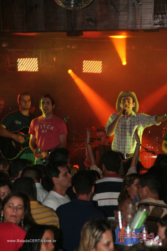 Balada: Fotos de quinta na Roda do Chopp no Ncleo Bandeirante - DF