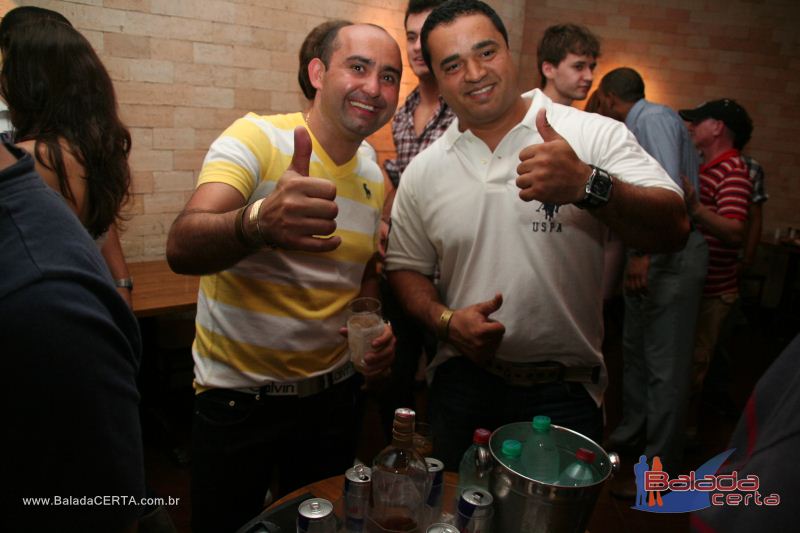 Balada: Fotos de quinta na Roda do Chopp no Ncleo Bandeirante - DF