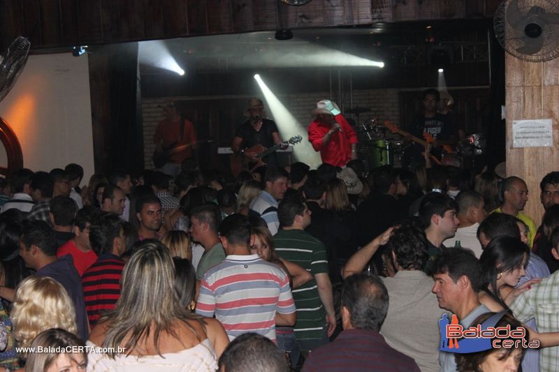 Balada: Fotos de sbado na Roda do Chopp no Ncleo Bandeirante - DF