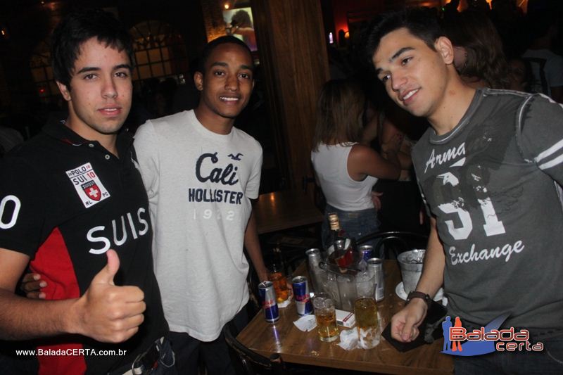 Balada: Fotos de quinta na Roda do Chopp no N�cleo Bandeirante - DF
