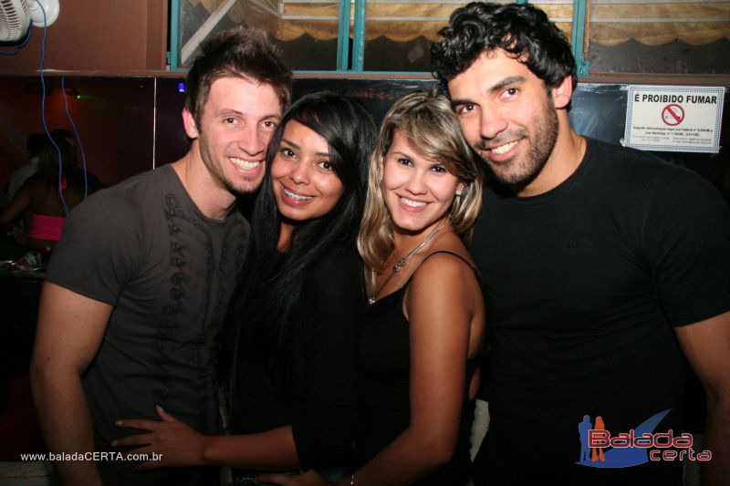 Balada: Fotos de quinta na Choperia do Cowboy na Vicente Pires - DF