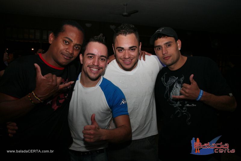 Balada: Fotos de quinta na Choperia do Cowboy na Vicente Pires - DF