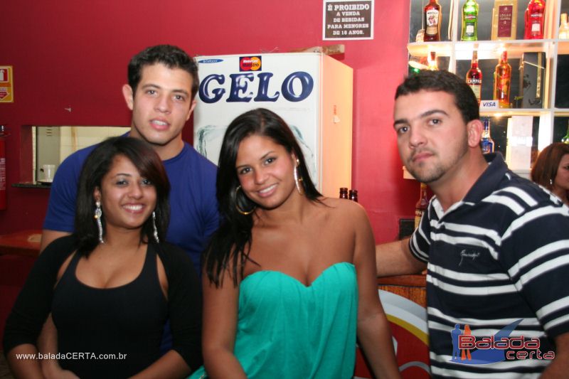 Balada: Fotos de quinta na Choperia do Cowboy na Vicente Pires - DF