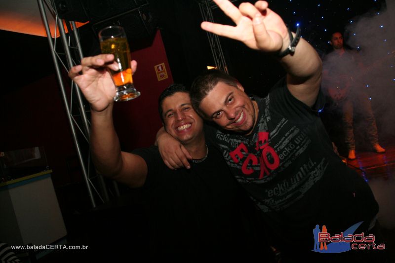 Balada: Fotos de quinta na Choperia do Cowboy na Vicente Pires - DF