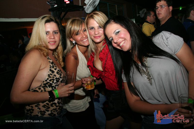 Balada: Fotos de quinta na Choperia do Cowboy na Vicente Pires - DF