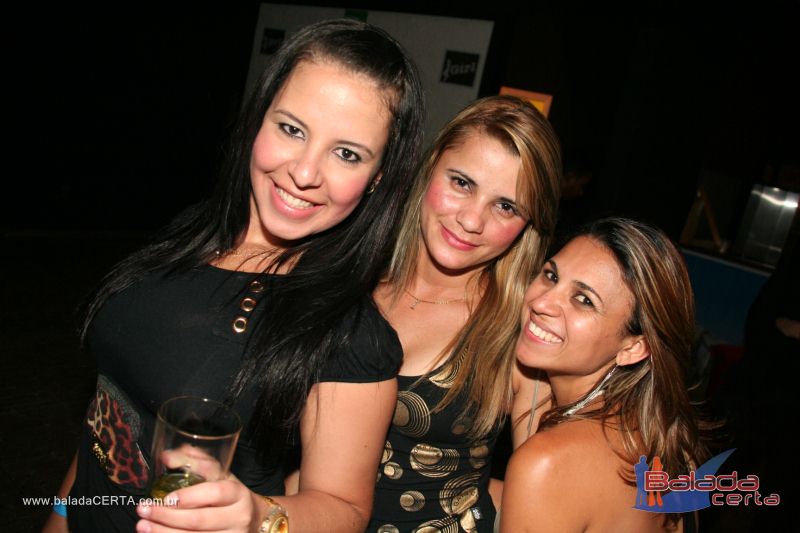 Balada: Fotos de quinta na Choperia do Cowboy na Vicente Pires - DF