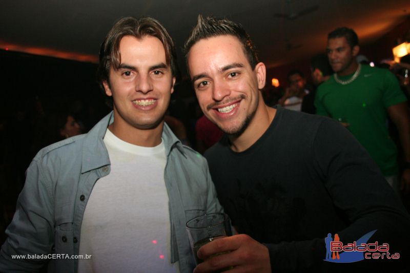 Balada: Fotos de quinta na Choperia do Cowboy na Vicente Pires - DF