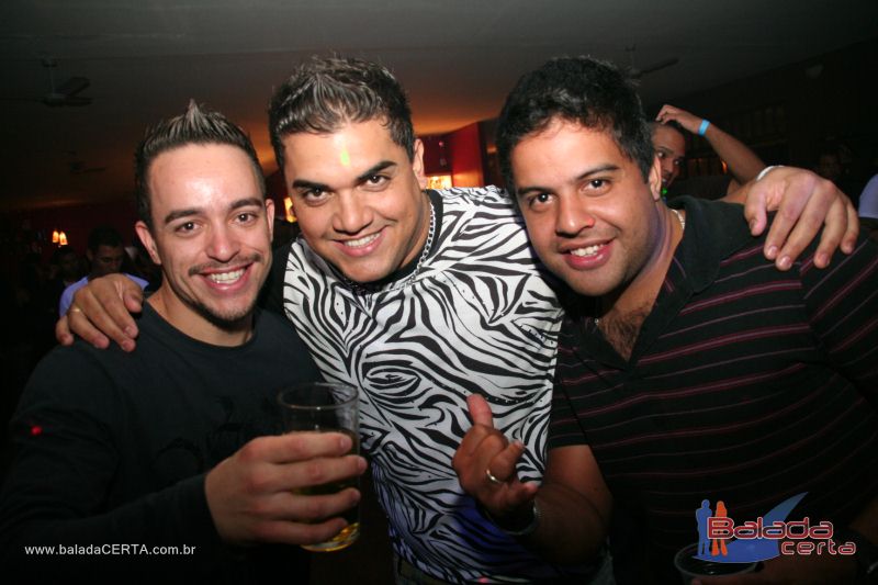 Balada: Fotos de quinta na Choperia do Cowboy na Vicente Pires - DF