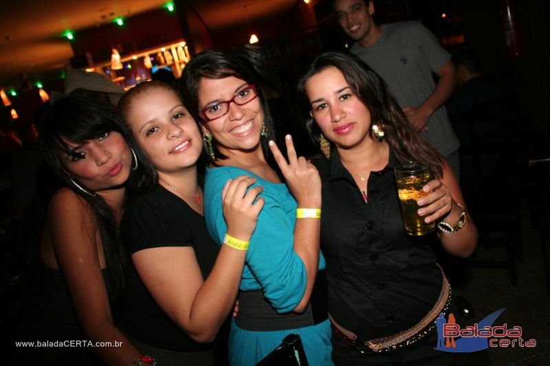 Balada: Fotos de quinta na Choperia do Cowboy na Vicente Pires - DF