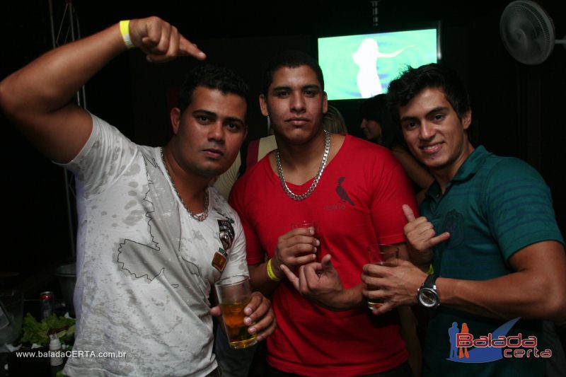 Balada: Fotos de quinta na Choperia do Cowboy na Vicente Pires - DF
