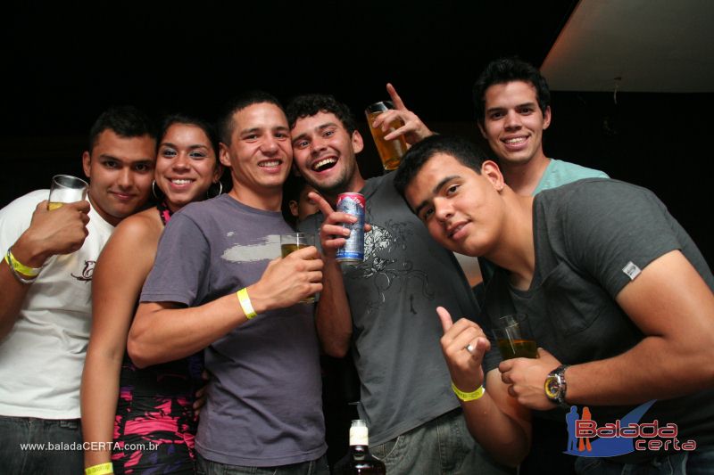 Balada: Fotos de quinta na Choperia do Cowboy na Vicente Pires - DF