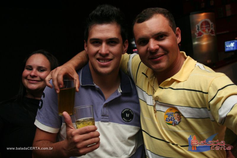 Balada: Fotos de quinta na Choperia do Cowboy na Vicente Pires - DF