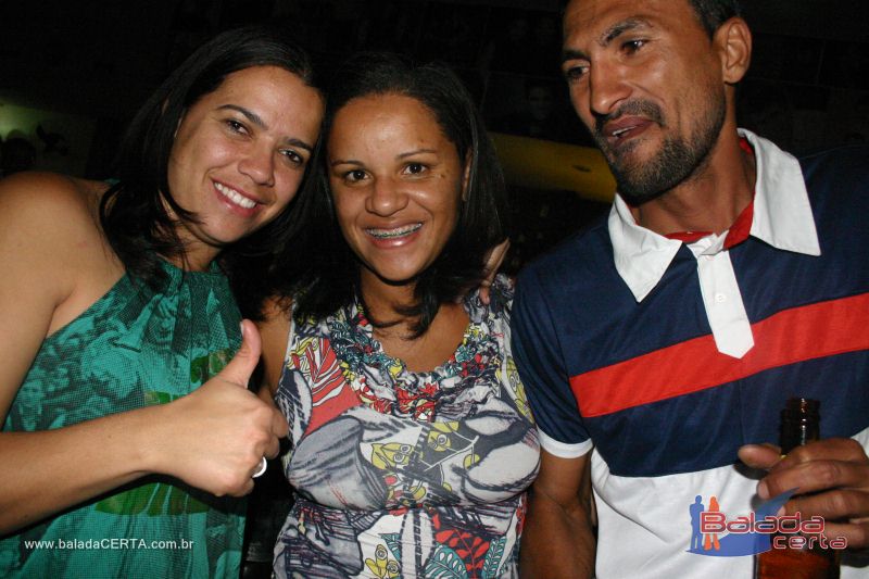 Balada: Fotos de sbado no Ca	apa em Valparazo - GO