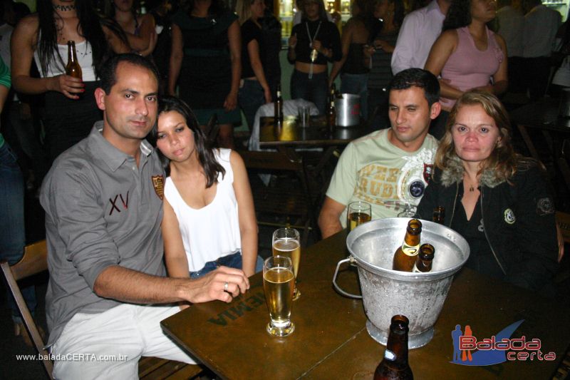 Balada: Fotos de sbado no Ca	apa em Valparazo - GO