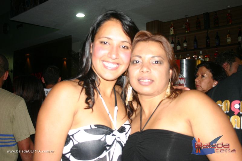 Balada: Fotos de sbado no Ca	apa em Valparazo - GO