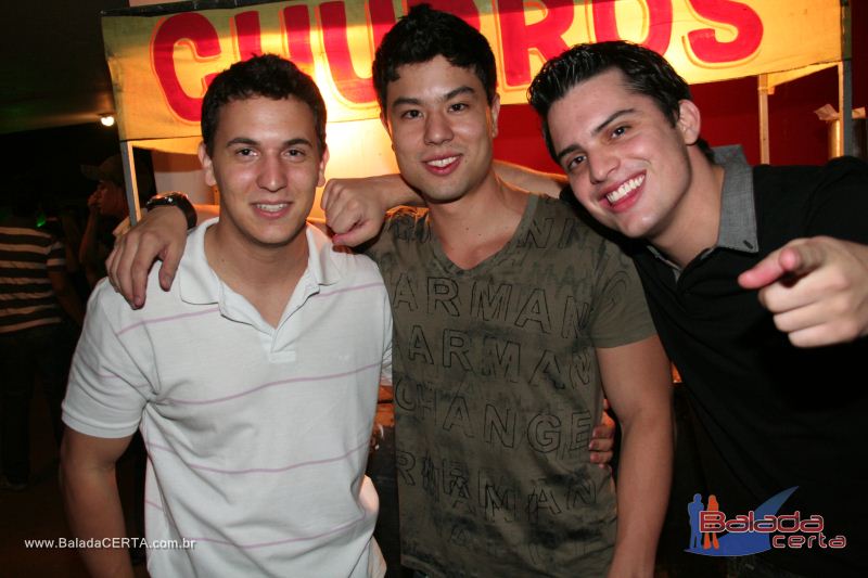 Balada: Niver do Ronald em Braslia - DF