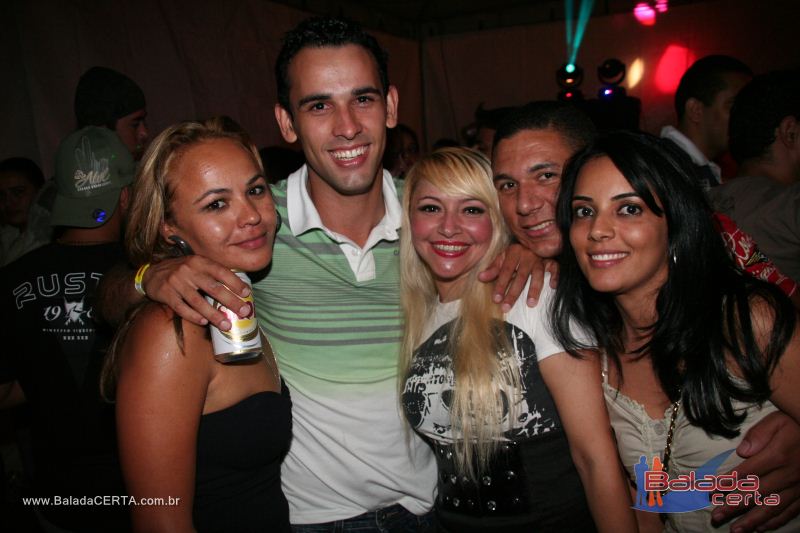 Balada: October Night Niver do Fabinho em Braslia - DF