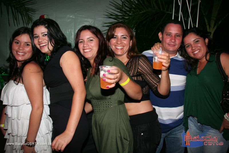 Balada: October Night Niver do Fabinho em Braslia - DF