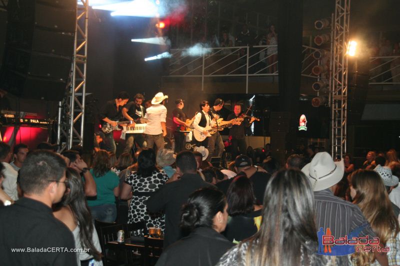 Balada: Show de Chitozinho & Xoror na Via Stadium em Taguatinga - DF